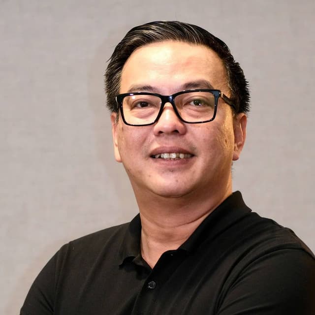 Nguyen Dinh Hoang